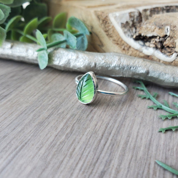 Serpentine Ring, Leaf