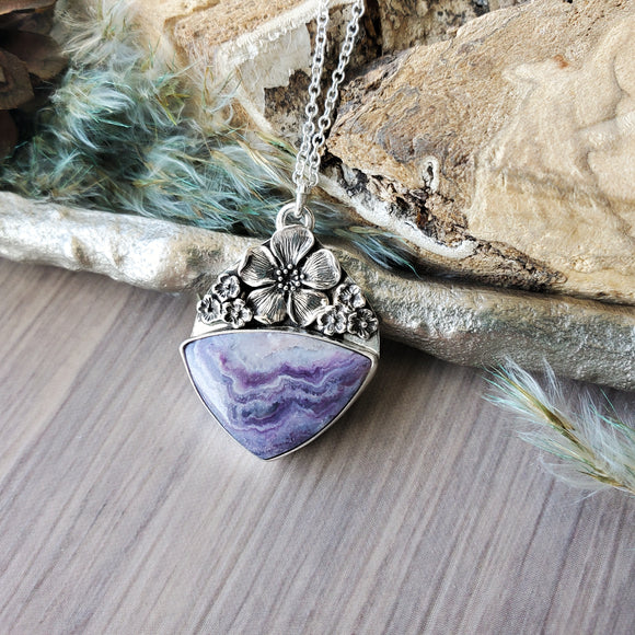 Purple Floral Necklace, Lavendar Lace Agate