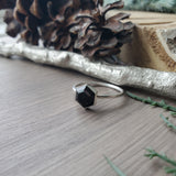 Spinel Ring, Hexagon