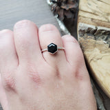 Spinel Ring, Hexagon