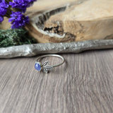 Tanzanite Ring, Leaves, 6mm