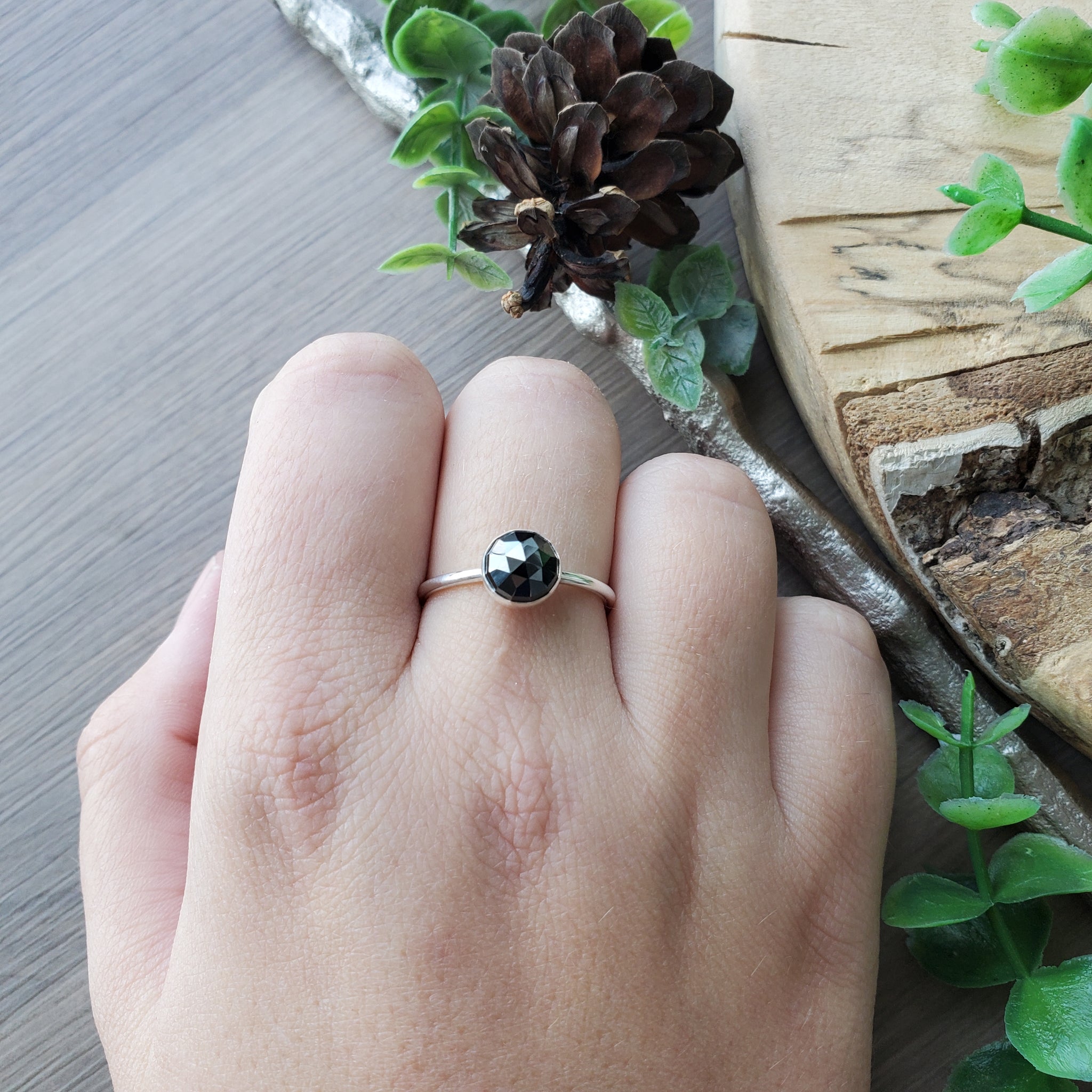 Hematite Ring, Faceted, Round – Silver Moose Arts
