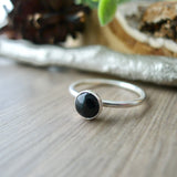 Onyx Ring, Round