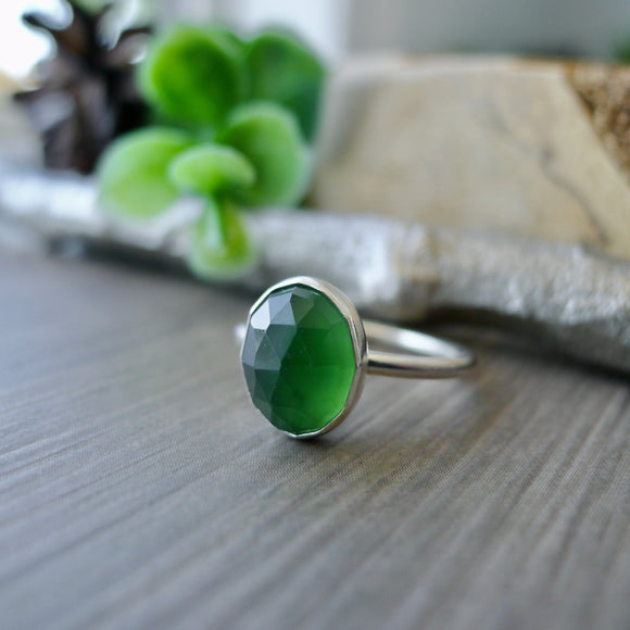 Serpentine Ring, Oval, Faceted