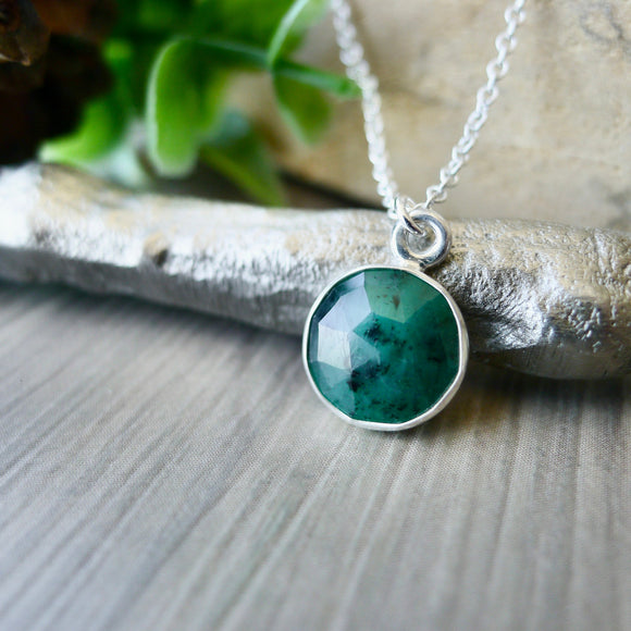 Emerald Necklace, Faceted Round