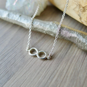 Infinity Necklace, Tiny
