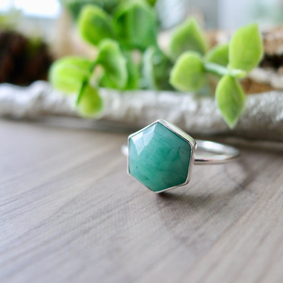 Emerald Ring, Hexagon